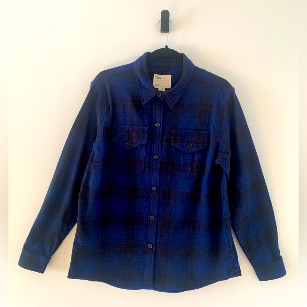 Tilley Plaid Navy/Black Soft Flannel Women’s M Button Shirt